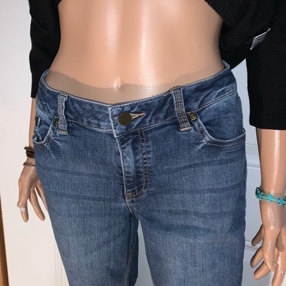 New York & Company outfit black sweater size XL curvy boot cut jeans size 12 - Picture 7 of 15